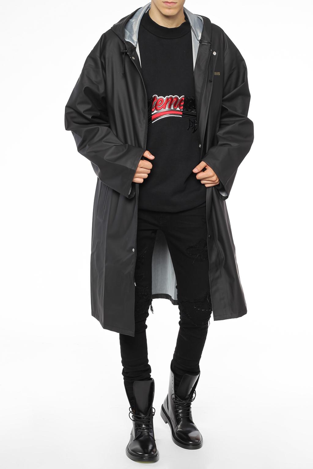 Black Raincoat with logo VETEMENTS - Vitkac Canada
